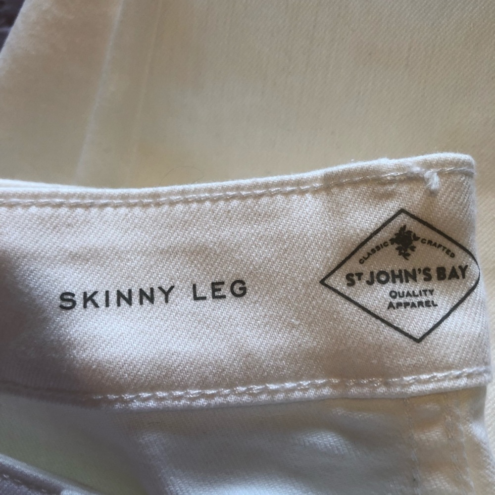 St John’s Bay Women’s Jeans 🤍🖤